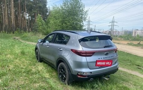 KIA Sportage IV рестайлинг, 2020 год, 2 350 000 рублей, 2 фотография