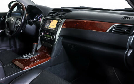 Toyota Camry, 2012 год, 1 780 000 рублей, 10 фотография