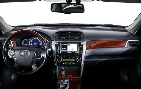 Toyota Camry, 2012 год, 1 780 000 рублей, 13 фотография