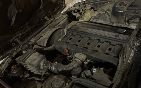 BMW 5 серия, 1992 год, 50 000 рублей, 1 фотография