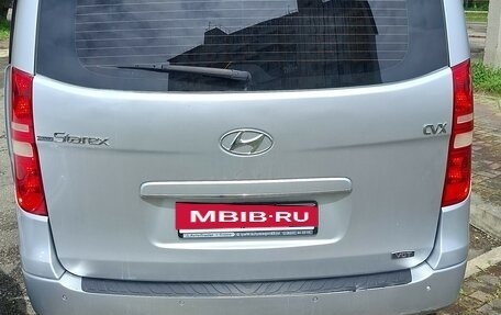 Hyundai Grand Starex Grand Starex I рестайлинг 2, 2010 год, 1 200 000 рублей, 2 фотография
