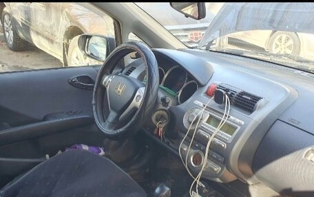 Honda Jazz I рестайлинг, 2005 год, 460 000 рублей, 6 фотография