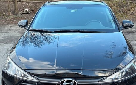Hyundai Elantra VI рестайлинг, 2019 год, 1 650 000 рублей, 2 фотография
