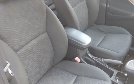 Toyota Matrix, 2009 год, 850 000 рублей, 16 фотография