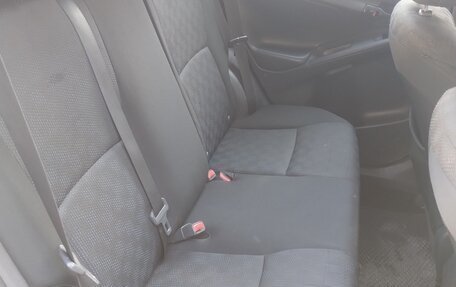 Toyota Matrix, 2009 год, 850 000 рублей, 17 фотография