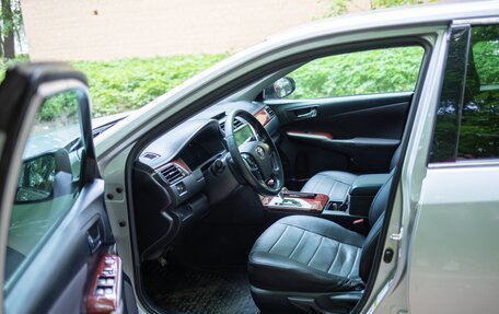 Toyota Camry, 2011 год, 1 350 000 рублей, 9 фотография
