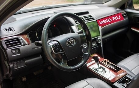 Toyota Camry, 2011 год, 1 350 000 рублей, 10 фотография
