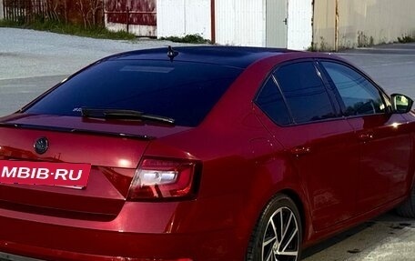 Skoda Octavia, 2017 год, 1 890 000 рублей, 6 фотография