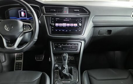 Volkswagen Tiguan II, 2021 год, 3 695 000 рублей, 15 фотография