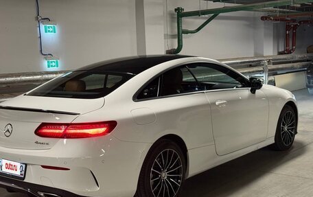 Mercedes-Benz E-Класс, 2018 год, 6 000 000 рублей, 4 фотография