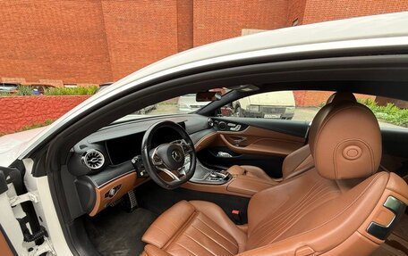 Mercedes-Benz E-Класс, 2018 год, 6 000 000 рублей, 9 фотография