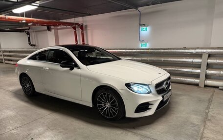 Mercedes-Benz E-Класс, 2018 год, 6 000 000 рублей, 3 фотография