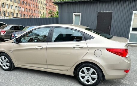 Hyundai Solaris II рестайлинг, 2014 год, 960 000 рублей, 1 фотография
