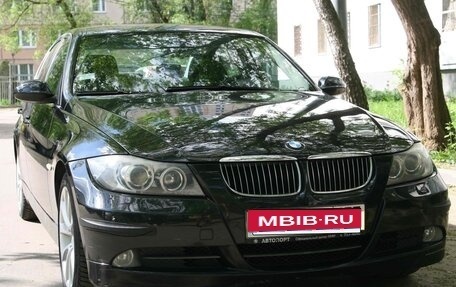BMW 3 серия, 2006 год, 1 100 000 рублей, 1 фотография
