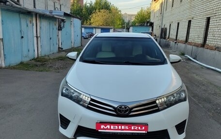 Toyota Corolla, 2014 год, 1 099 000 рублей, 2 фотография