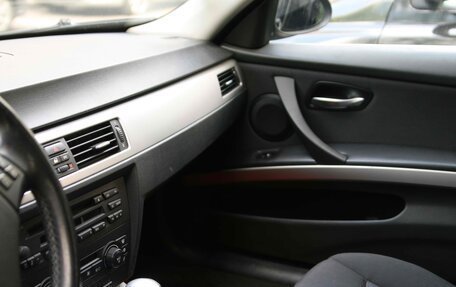 BMW 3 серия, 2006 год, 1 100 000 рублей, 12 фотография
