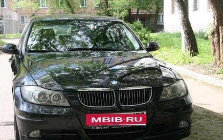 BMW 3 серия, 2006 год, 1 100 000 рублей, 14 фотография