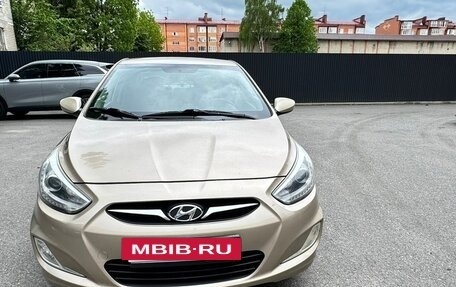 Hyundai Solaris II рестайлинг, 2014 год, 960 000 рублей, 2 фотография