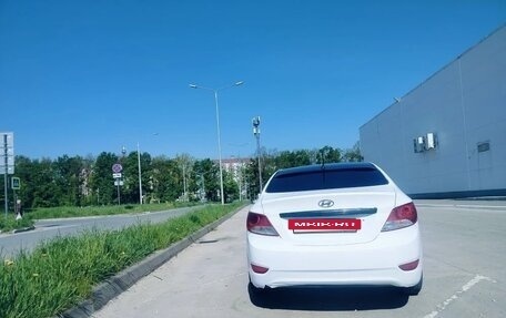 Hyundai Solaris II рестайлинг, 2011 год, 330 000 рублей, 6 фотография