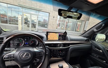 Lexus LX III, 2017 год, 8 300 000 рублей, 10 фотография