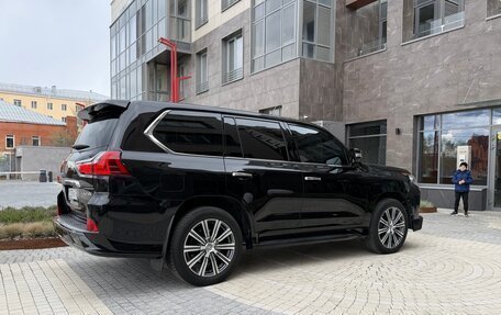 Lexus LX III, 2017 год, 8 300 000 рублей, 20 фотография