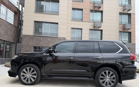 Lexus LX III, 2017 год, 8 300 000 рублей, 26 фотография