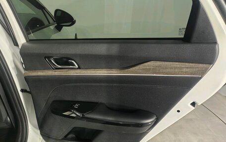 KIA K5, 2021 год, 2 450 000 рублей, 26 фотография