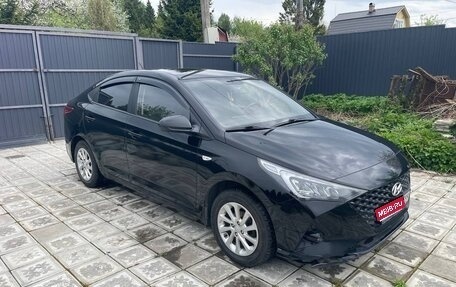 Hyundai Solaris II рестайлинг, 2021 год, 1 600 000 рублей, 1 фотография