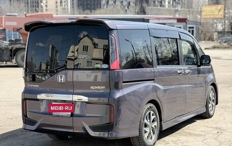 Honda Stepwgn IV, 2016 год, 1 750 000 рублей, 10 фотография