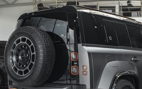 Land Rover Defender II, 2026 год, 28 700 000 рублей, 11 фотография