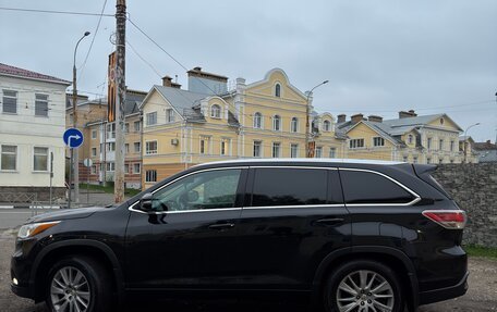 Toyota Highlander III, 2014 год, 2 999 000 рублей, 3 фотография
