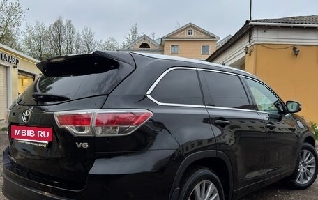 Toyota Highlander III, 2014 год, 2 999 000 рублей, 6 фотография