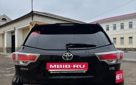 Toyota Highlander III, 2014 год, 2 999 000 рублей, 5 фотография