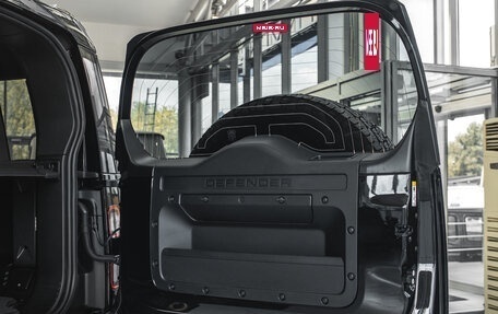 Land Rover Defender II, 2026 год, 28 700 000 рублей, 35 фотография