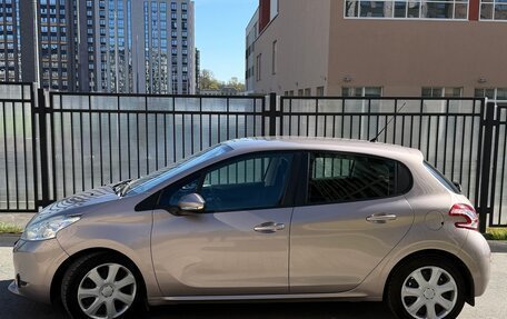 Peugeot 208 II, 2013 год, 840 000 рублей, 4 фотография