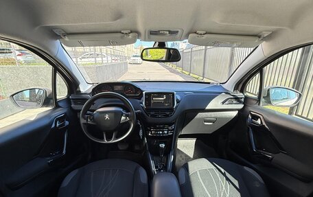 Peugeot 208 II, 2013 год, 840 000 рублей, 15 фотография