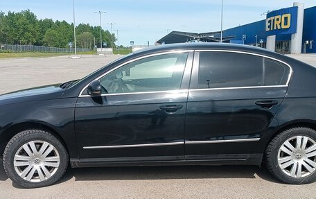 Volkswagen Passat B6, 2005 год, 550 000 рублей, 2 фотография
