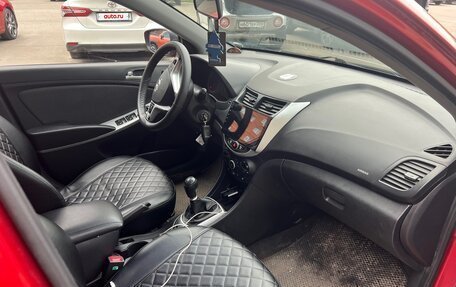 Hyundai Solaris II рестайлинг, 2012 год, 870 000 рублей, 7 фотография