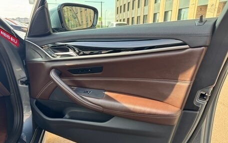 BMW 5 серия, 2018 год, 3 550 000 рублей, 12 фотография