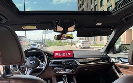 BMW 5 серия, 2018 год, 3 550 000 рублей, 19 фотография