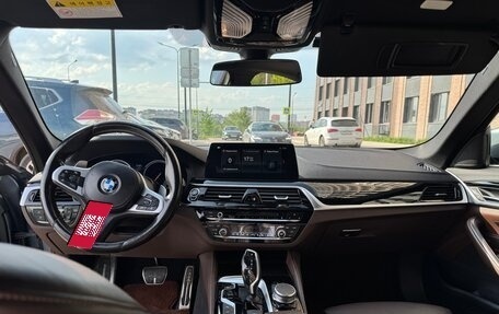 BMW 5 серия, 2018 год, 3 550 000 рублей, 20 фотография