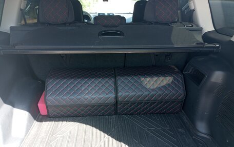 Toyota Land Cruiser Prado 150 рестайлинг 2, 2018 год, 4 750 000 рублей, 9 фотография