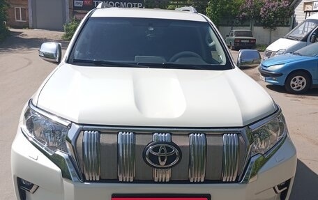 Toyota Land Cruiser Prado 150 рестайлинг 2, 2018 год, 4 750 000 рублей, 17 фотография