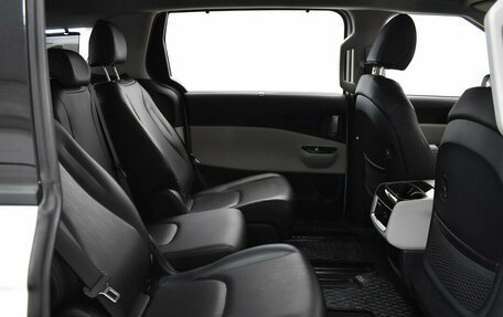 KIA Carnival, 2022 год, 4 450 000 рублей, 17 фотография