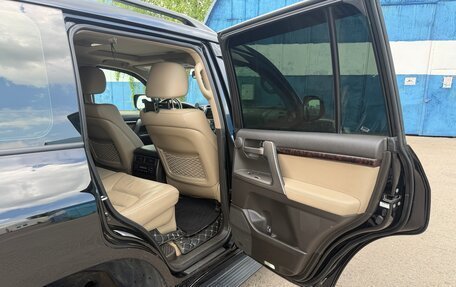 Toyota Land Cruiser 200, 2010 год, 2 950 000 рублей, 18 фотография