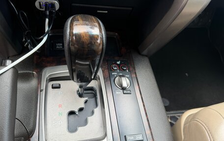 Toyota Land Cruiser 200, 2010 год, 2 950 000 рублей, 24 фотография