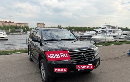 Toyota Land Cruiser 200, 2010 год, 2 950 000 рублей, 7 фотография