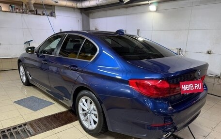 BMW 5 серия, 2019 год, 2 800 000 рублей, 12 фотография