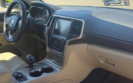 Jeep Grand Cherokee, 2014 год, 2 500 000 рублей, 10 фотография