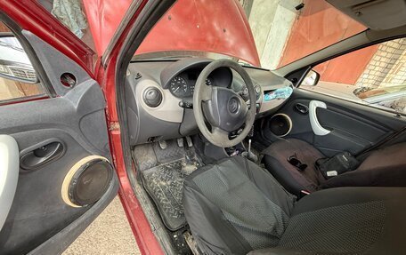 Renault Logan I, 2010 год, 320 000 рублей, 4 фотография